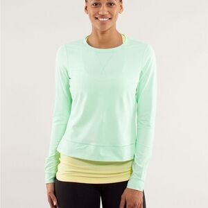 Lululemon Run: Warm Up Crew Sz 6